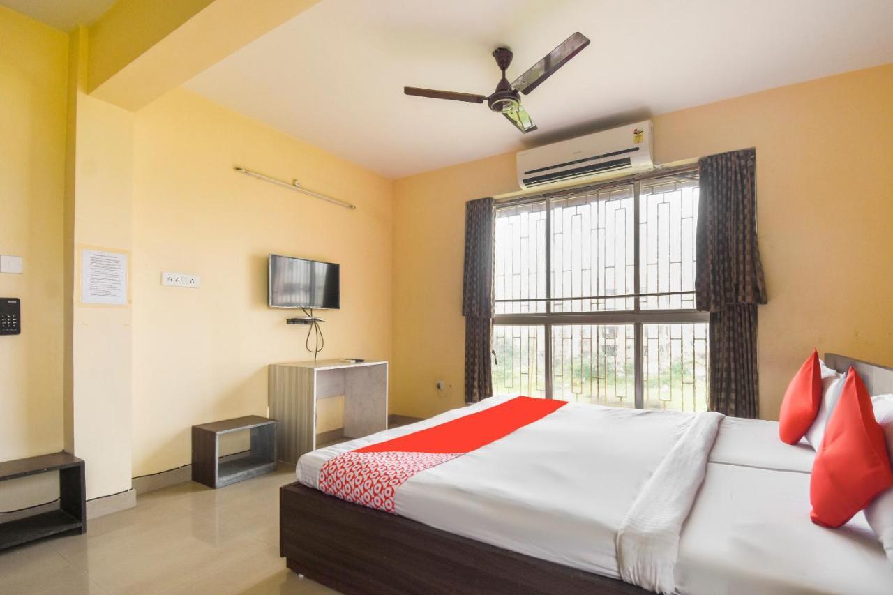 Oyo 8125 Orchid Inn Колката Екстериор снимка
