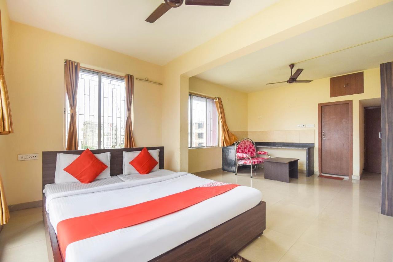 Oyo 8125 Orchid Inn Колката Екстериор снимка