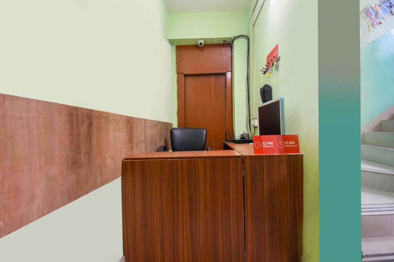 Oyo 8125 Orchid Inn Колката Екстериор снимка