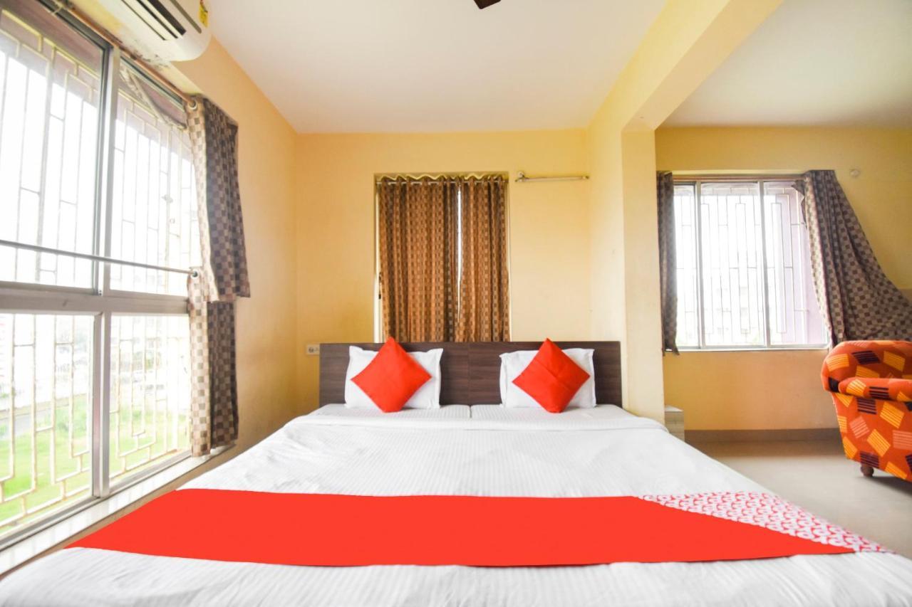 Oyo 8125 Orchid Inn Колката Екстериор снимка